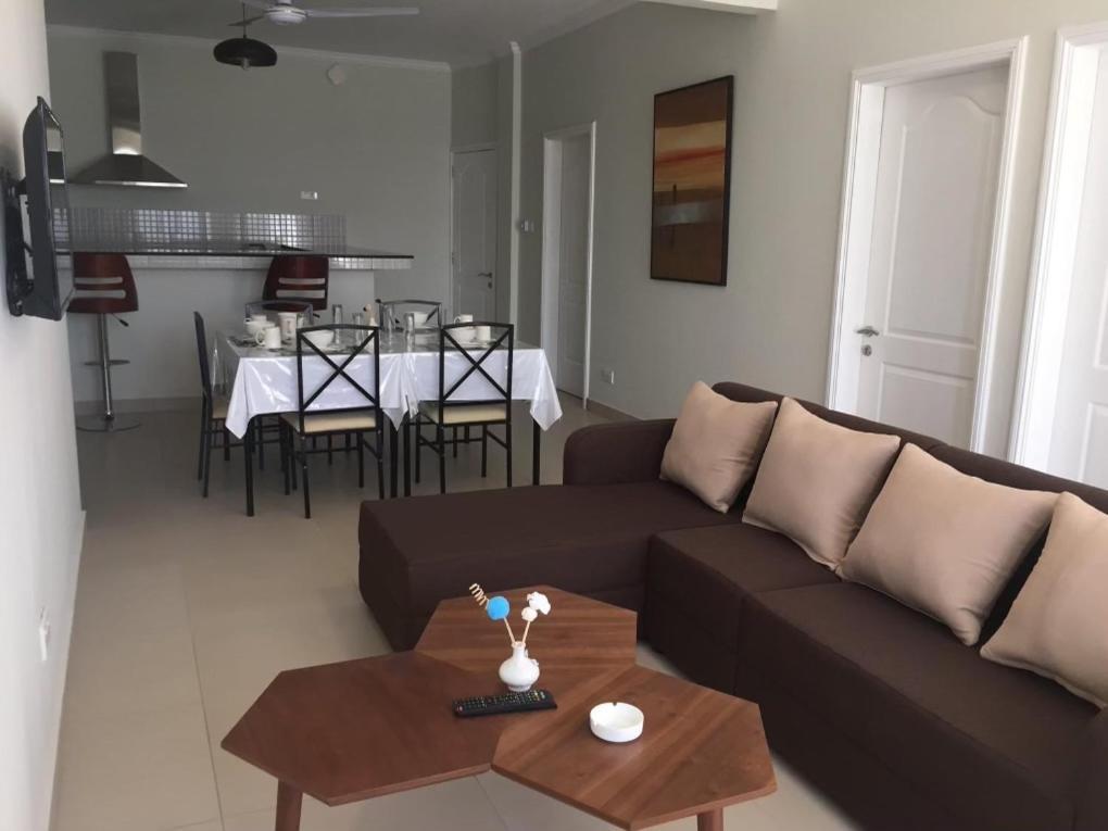 Morison Bay Hotel Grand Baie Bagian luar foto